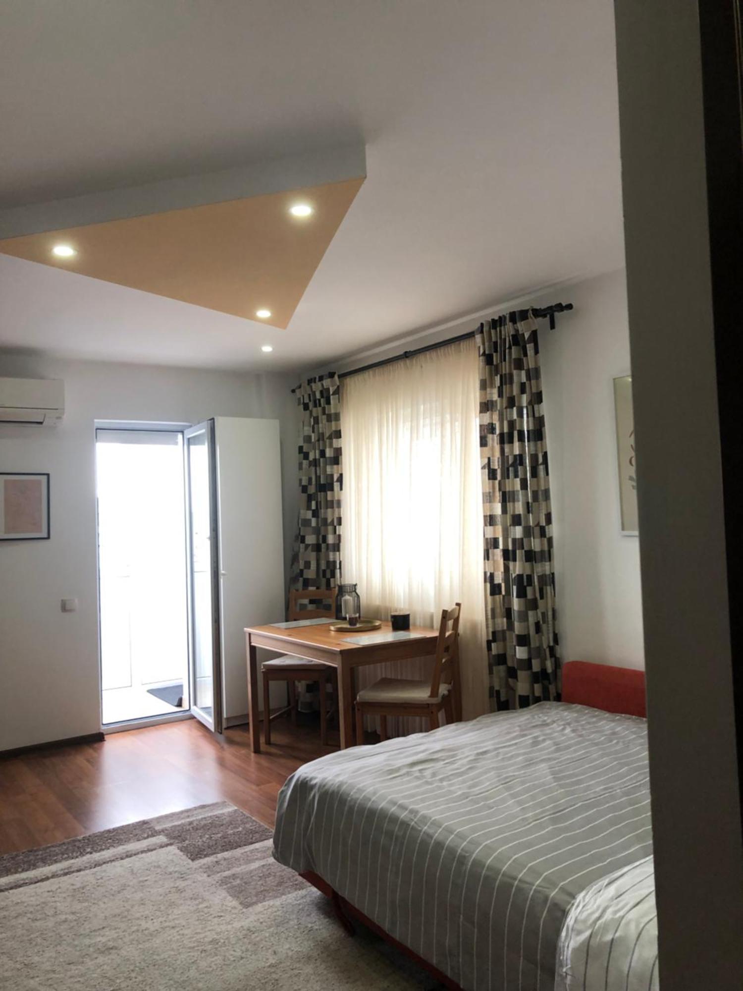 Garsoniera Relax Drumul Taberei Bucureşti Exterior foto