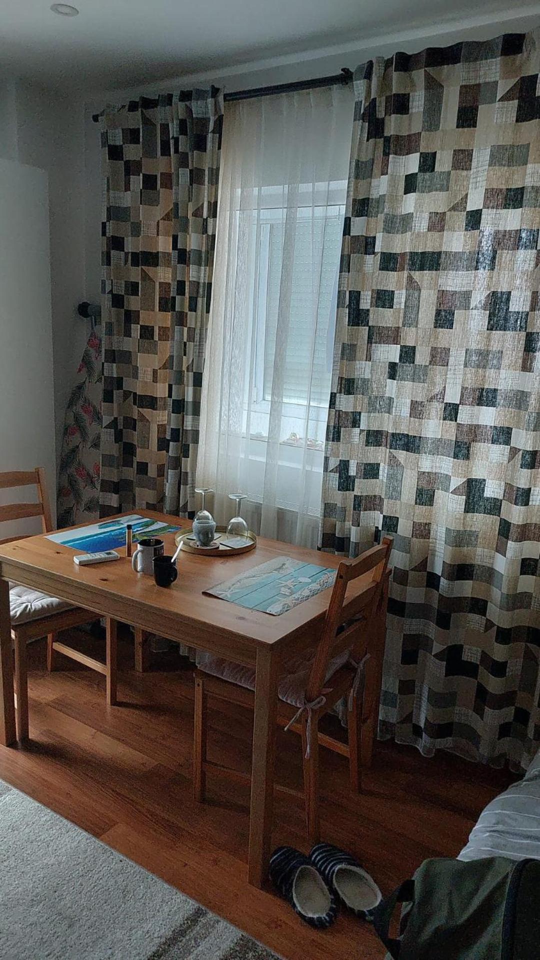 Garsoniera Relax Drumul Taberei Bucureşti Exterior foto